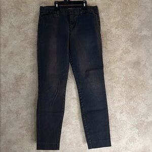 Old Navy Gray Cropped Pixie Pants